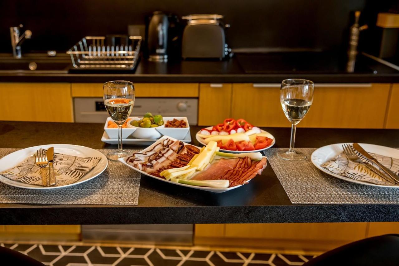 Rose Gold Apartment Залегершег Екстериор снимка